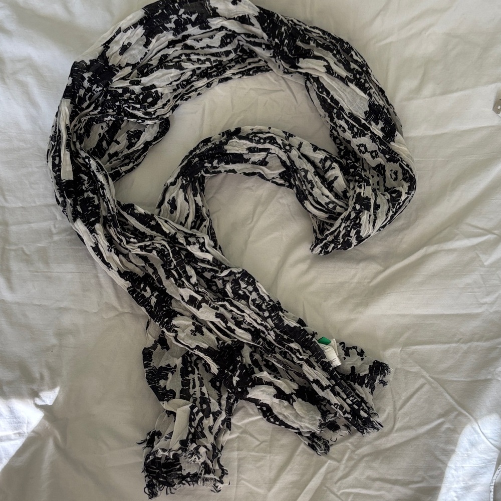 ❇️ 4/$20 Long Scarf